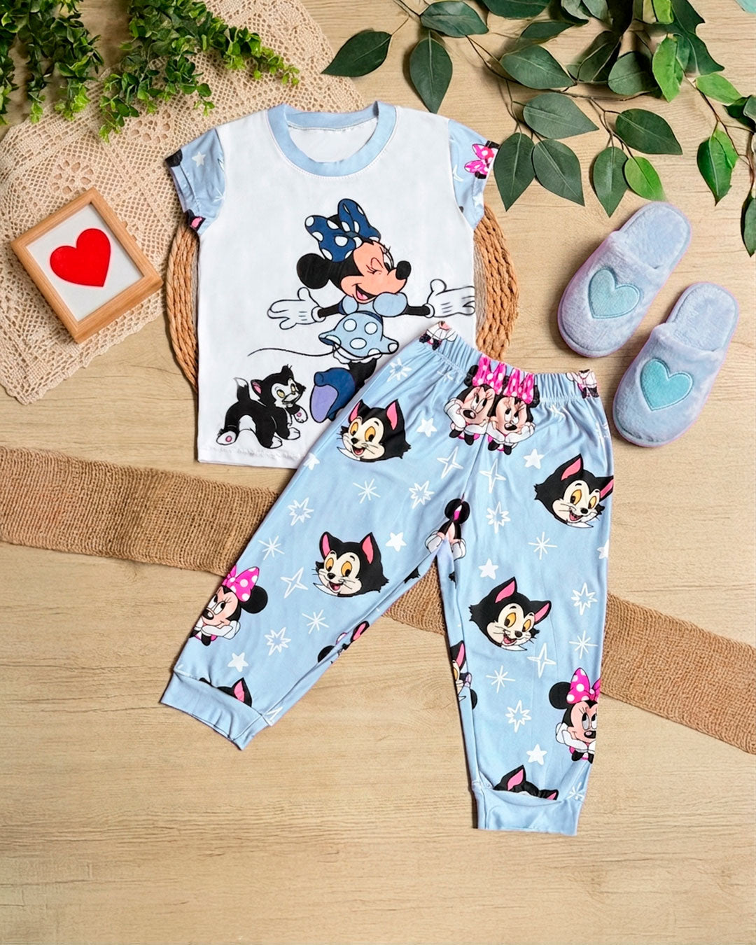 PIJ Minnie & Figaro 4-14 Cod 006